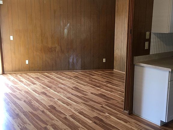 4th image of 300 E Cotati Ave
