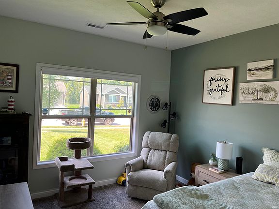 2nd image of 4605 Fieldstone Dr