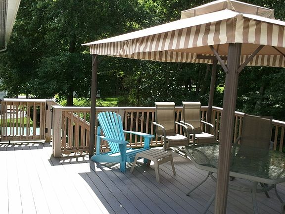 Composite Railings & Decking