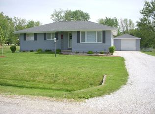 2014 W Cherry Tree Rd, Peoria, IL 61615