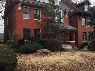 4710 Westminster Pl, Saint Louis, MO 63108