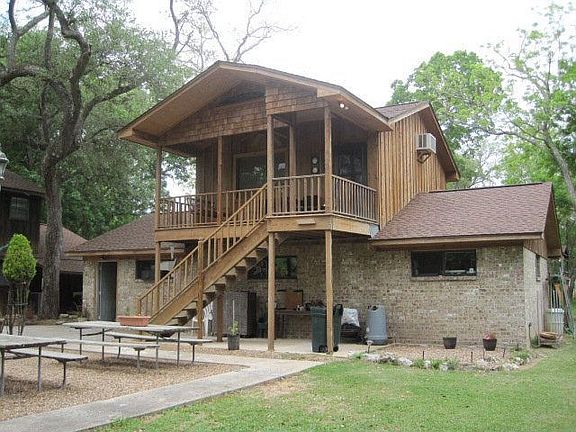 4th image of 1175 County Road 481