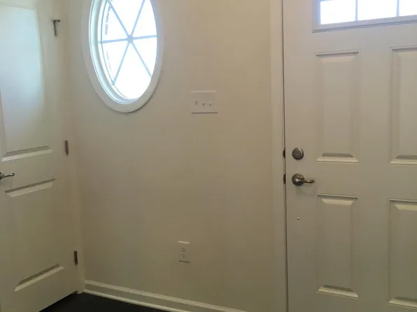 88 Sundance Dr, Hamilton, NJ 08619