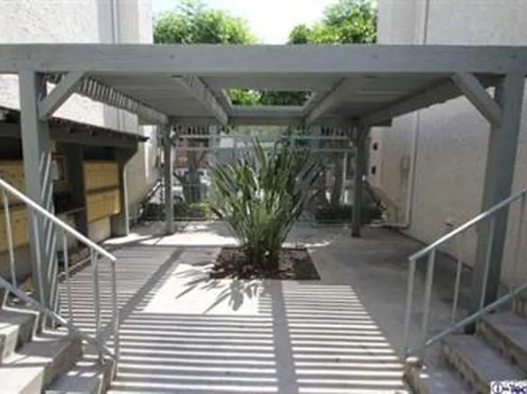 8801 Cedros Ave APT 11, Panorama City, CA 91402