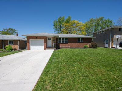 130 Laurelton Dr, Buffalo, NY, 14224