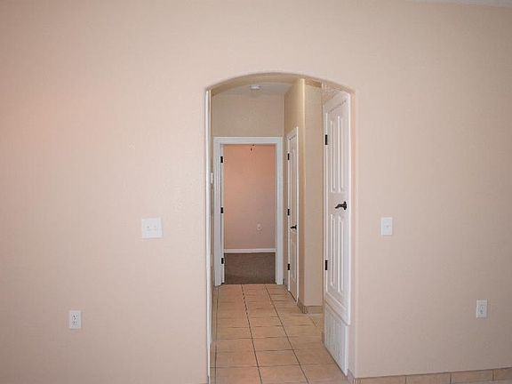 5th image of 6325 Reynolds Dr APT 101