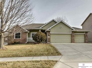 11929 S 53rd St, Papillion, NE 68133