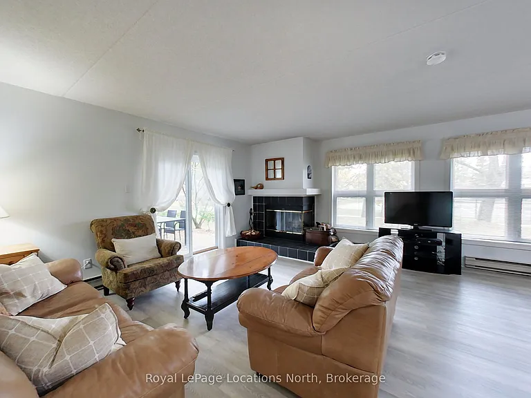 398 Mariners Way #4 — Photo 6