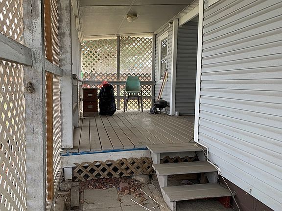 3rd image of 1117 18th St