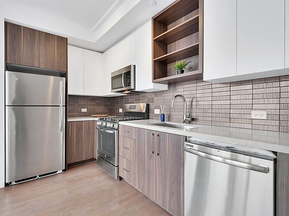 3rd image of 33-01 38th Ave #5F
