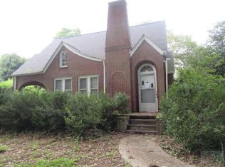 960 Norwood St SW, Lenoir, NC 28645