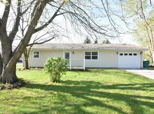 306 E 6th St, Otterbein, IN 47970