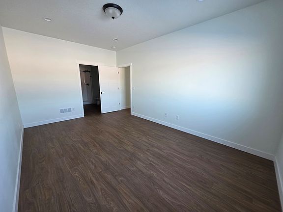 3rd image of 1225 Wisteria Ln