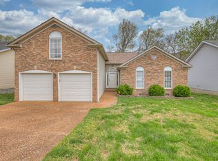 1652 Aaronwood Dr, Old Hickory, TN 37138