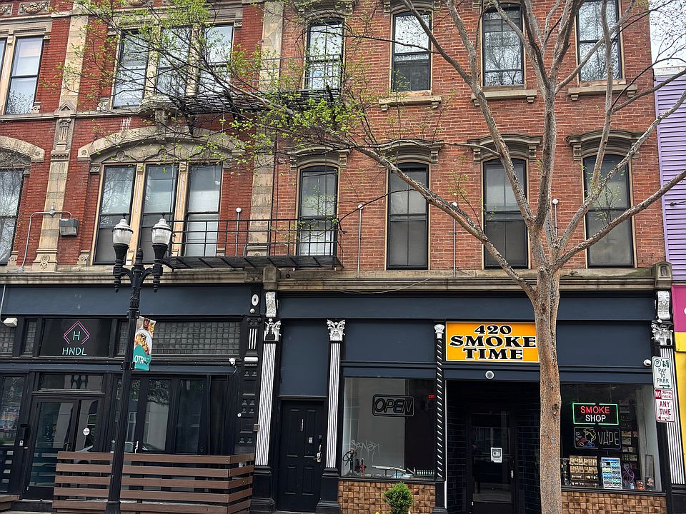 1st image of 1111 Vine St #5