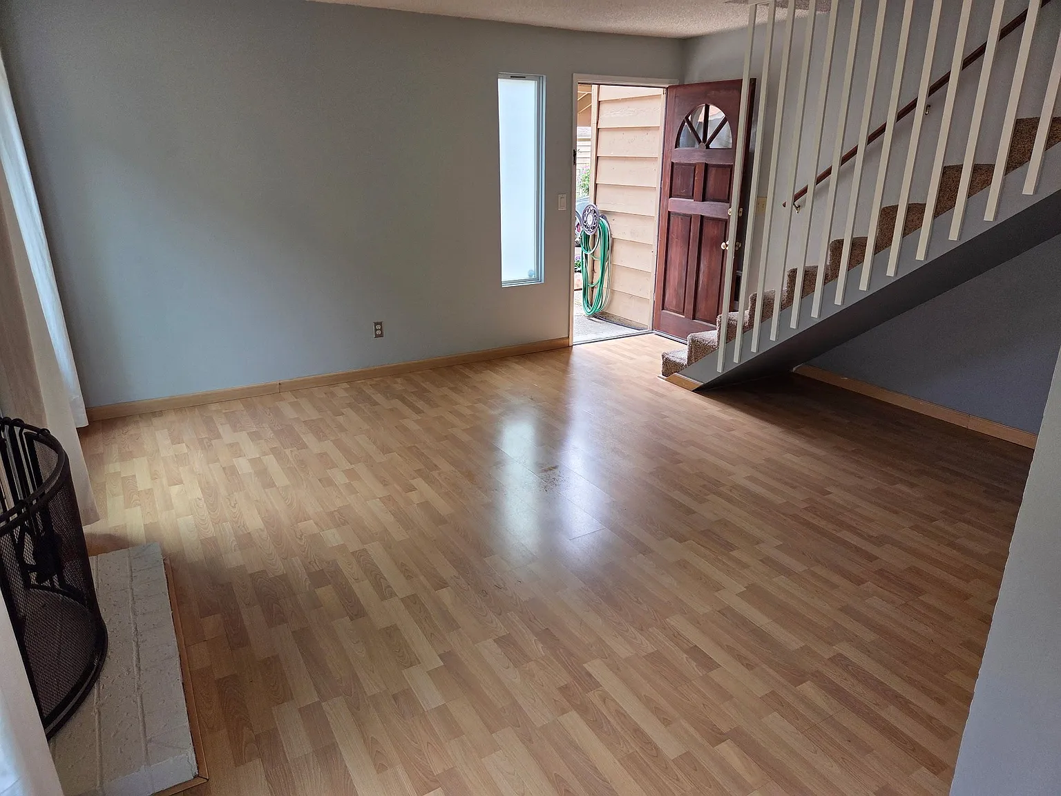 2 bed, 1.5 bath, 864 sqft, $1,750 — Photo 3