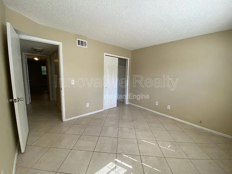 623 E San Sebastian Ct — Photo 7