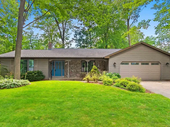 2096 Candle Way, Green Bay, WI 54304