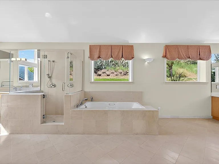 125 Wood Rd — Photo 13