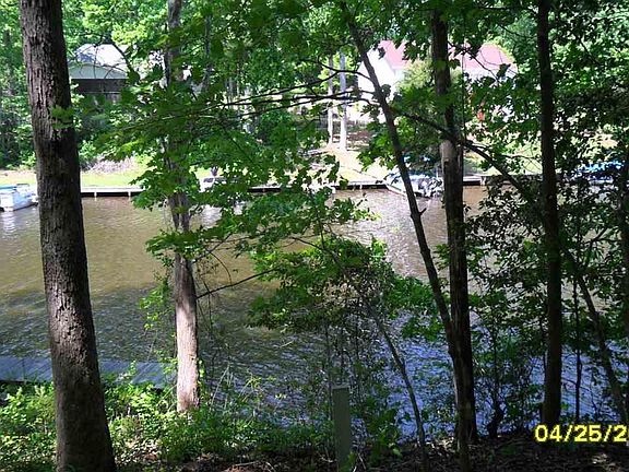 2nd image of 575 Sagamore Dr
