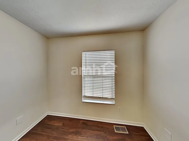 752 Keltoncrest Dr — Photo 14