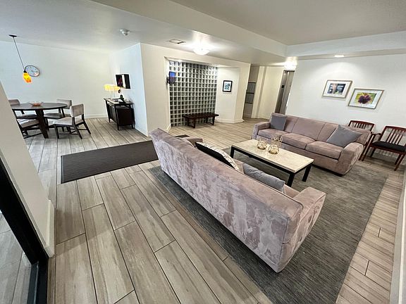 2nd image of 800 N Washington St APT 602