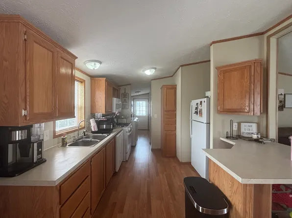 317 Scarlet Oak Ln #317, Whittaker, MI 48190