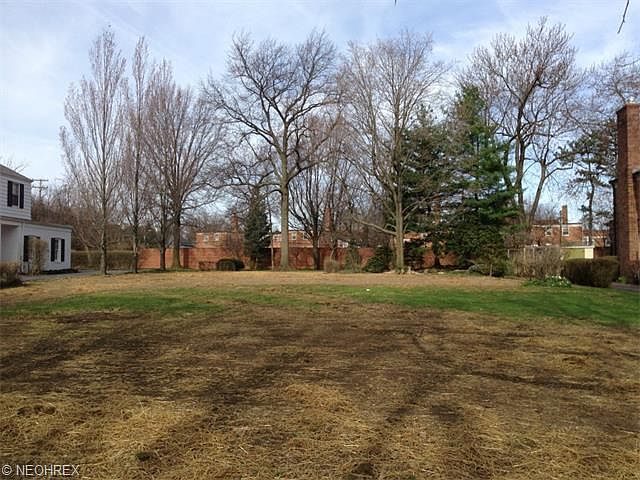 2nd image of 2552 Warwick Rd