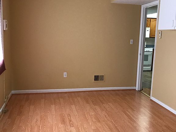 room in basement can possibly be made into bedroom