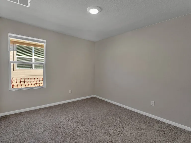 585 Apache Plum Dr — Photo 18