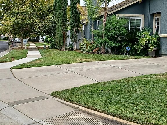 3rd image of 9361 Baskin Ct