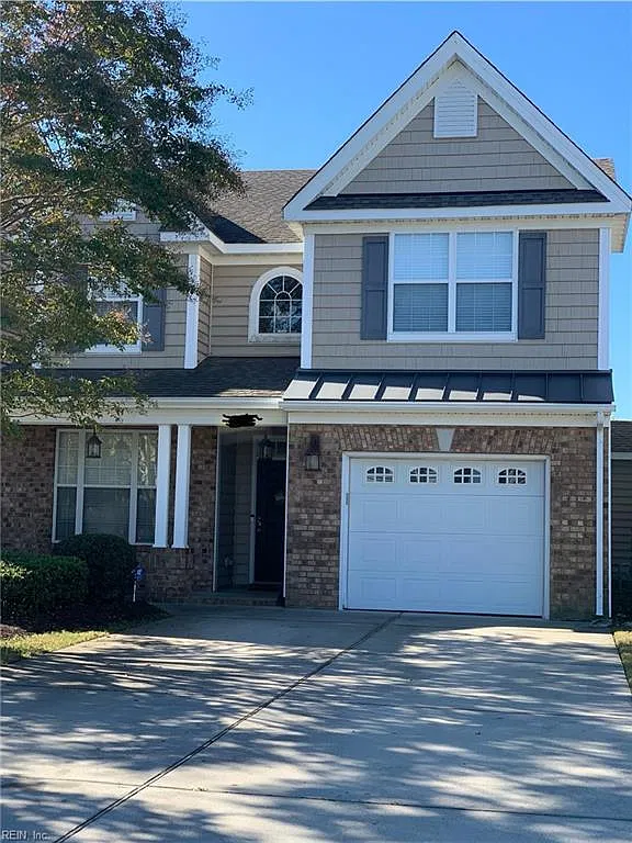 3 bed, 2.5 bath, 2303 sqft, $2,899 — Photo 1