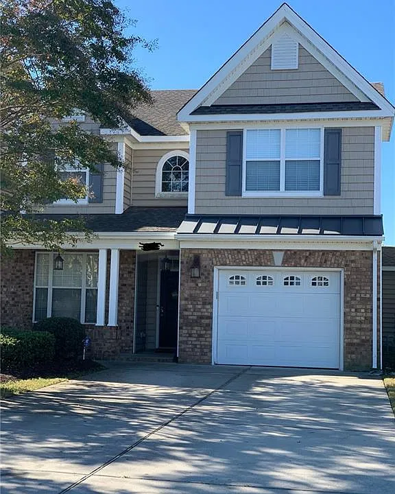 3005 Silver Charm Cir