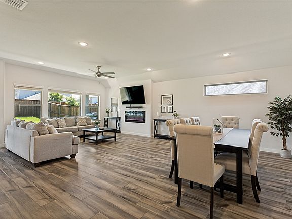 5th image of 1216 Nuevo Rancho Ln