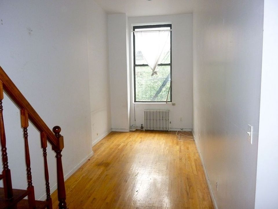 1st image of 29 Saint Marks Pl APT 1A