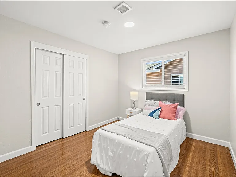 578 Meadowlark St — Photo 15