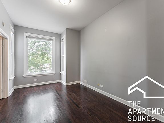 3rd image of 4142 N Western Ave #2