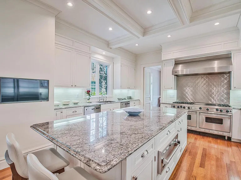 200 Aspen Rd — Photo 14