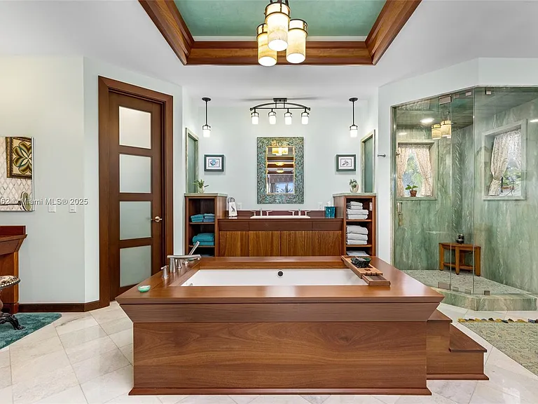 70 Bay Colony Ln — Photo 64