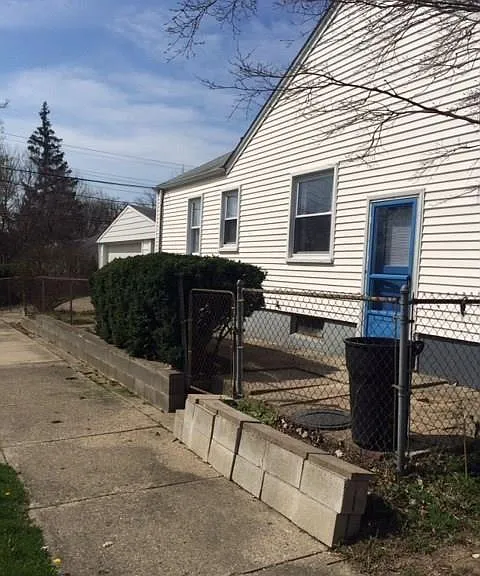 3503 Ravena Ave — Photo 3
