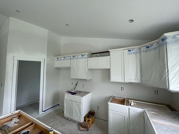 5th image of 7478 Shorewood St