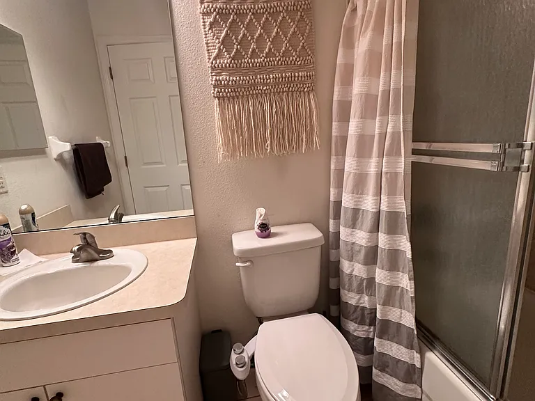 7749 Prospect Hill Cir — Photo 22