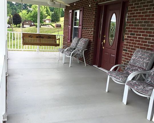4th image of 45 Crimson Oaks Dr