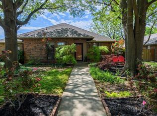 2016 Espinosa Dr, Carrollton, TX 75010