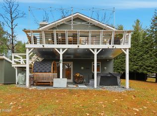 108 Bugle Ct, Lackawaxen, PA 18435