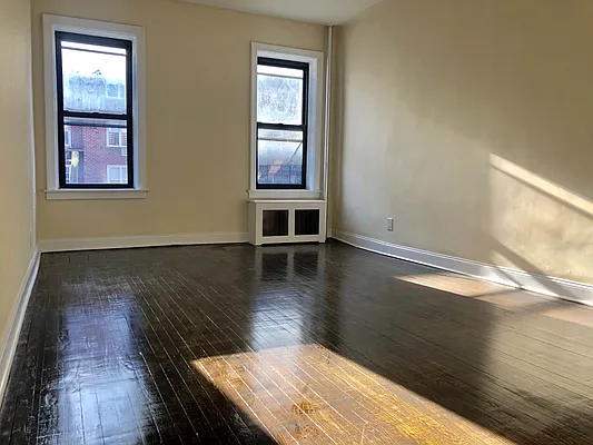 Rented by Contact Realty | media 12