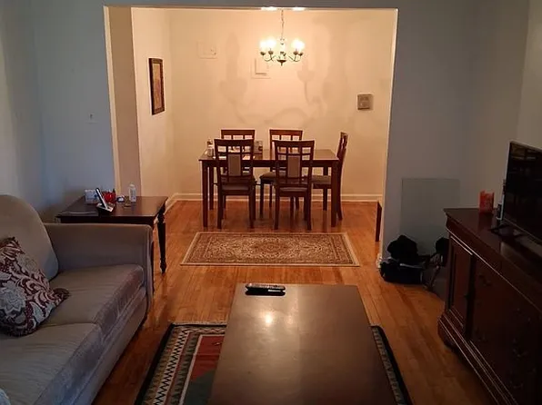 39-50 52nd St APT 4D, Queens, NY 11377