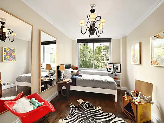 Sold by Sotheby's International Realty | media 6