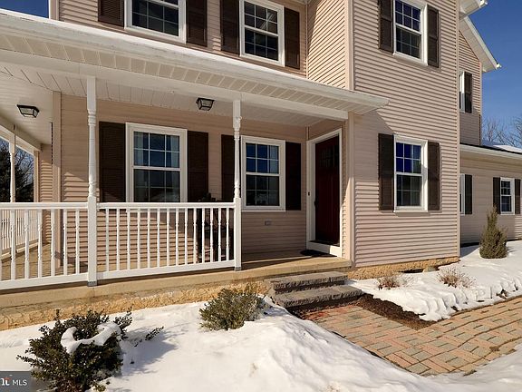 4th image of 201 Limestone Dr