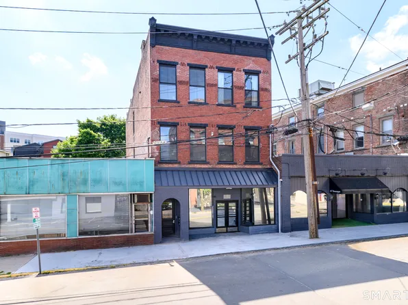 10 Commerce St #3F, Norwalk, CT 06850